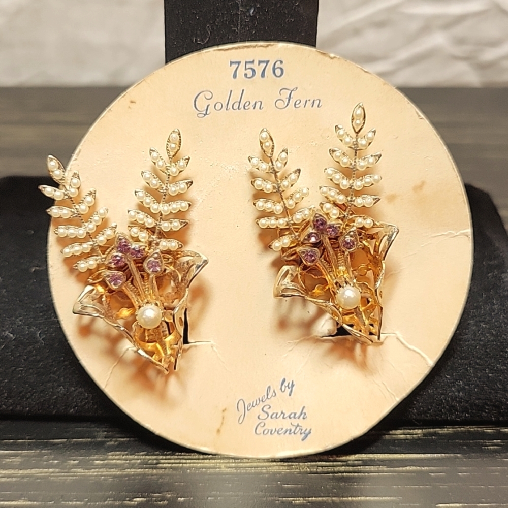 Golden Fern 7576 Clip on Earrings